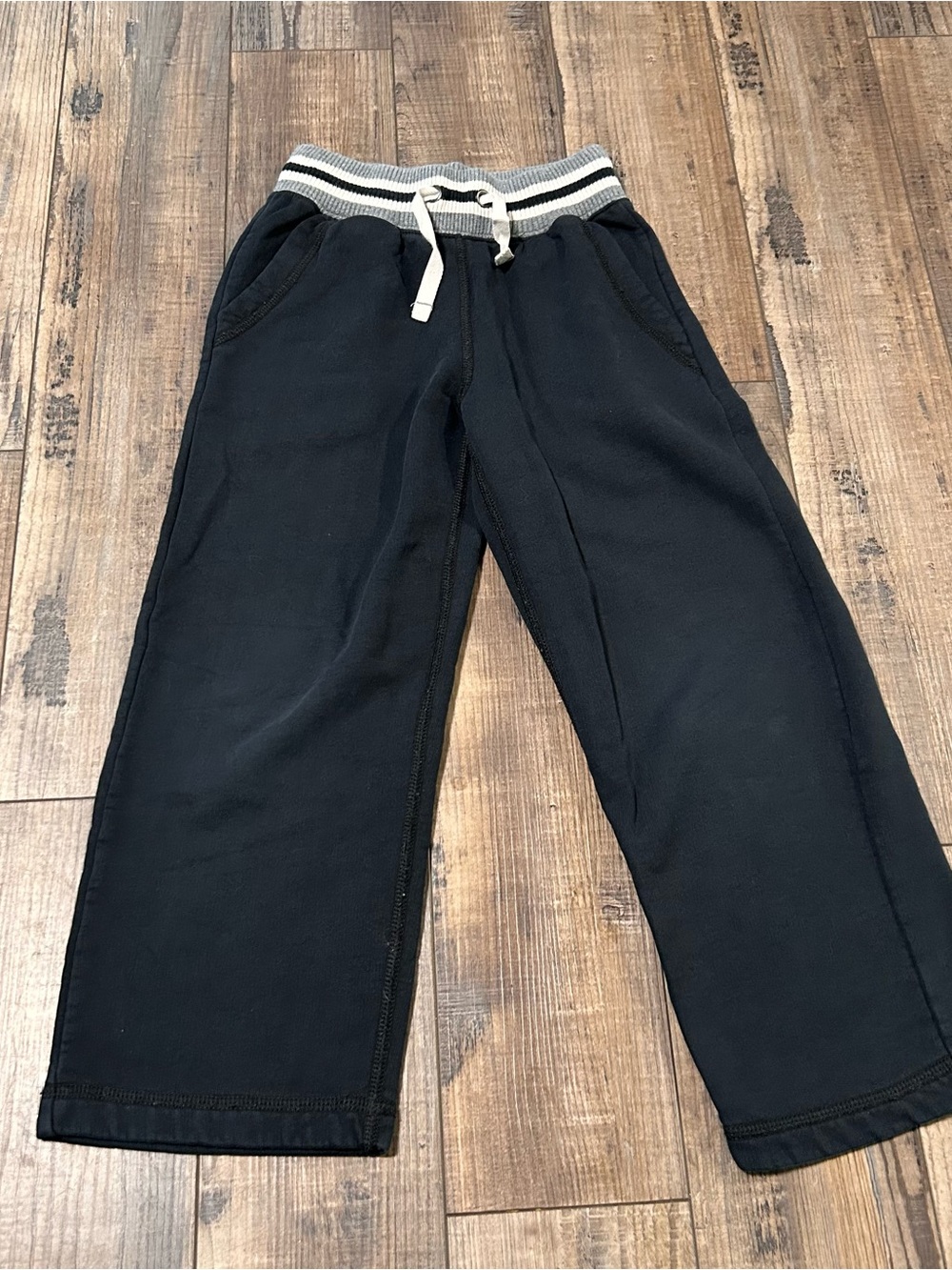 Hanna Andersson Black Wide Leg Sweatpants Size 120 6-7 Years